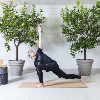 Tappetino per esercizi ecologico in sughero per yoga da 185cm.